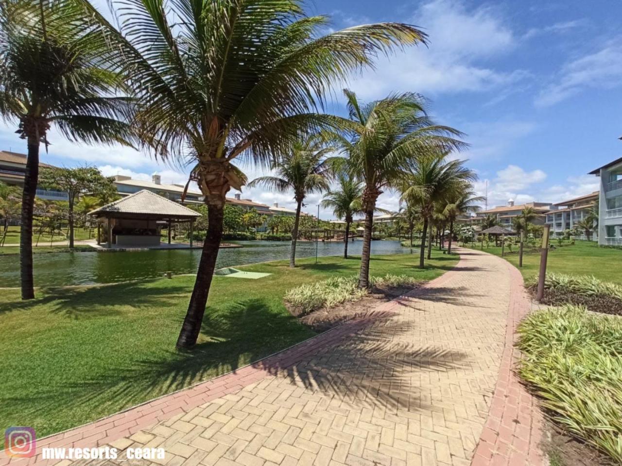 Golf 1 Km Beach Parck Акирас Экстерьер фото